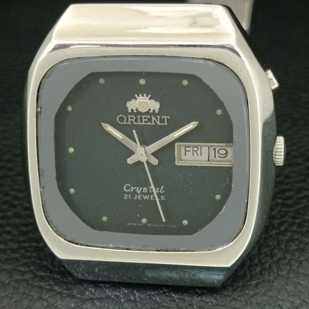 Vintage 1987 Square Orient Automatic Mens Silver Watch W/daydate & Black accents